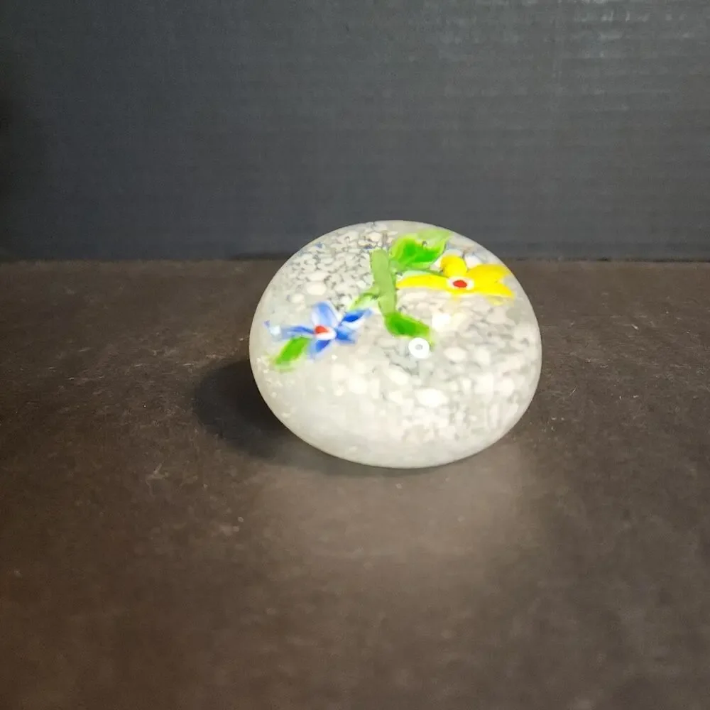 Vtg Art Glass Yellow Blue Flowers Snow Globe 2.5